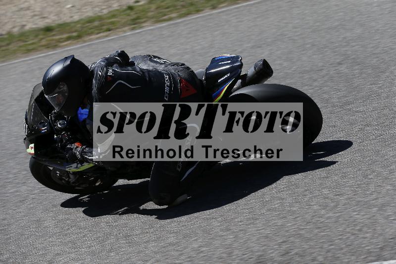 /15 22.05.2026  Plüss Moto Sport  Discover the Bike ADR /Gruppe rot - Race 3/60
